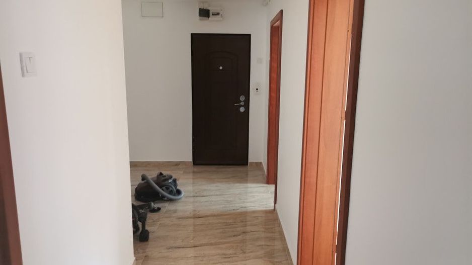 Inchiriere apartament 3 camere, nemobilat, Gavana zona Lidl - Poză 2