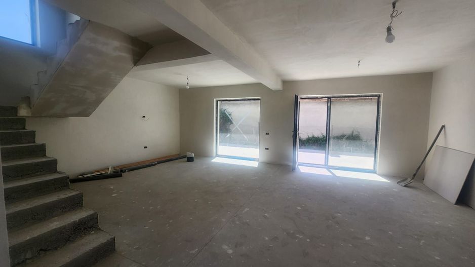 Casa de vanzare Stefanesti - Poză 6