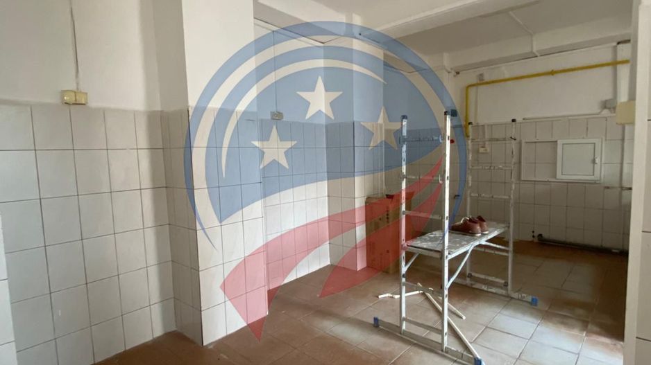 SPATIU COMERCIAL STRADAL 200M STRADA CARACAL - Poză 4