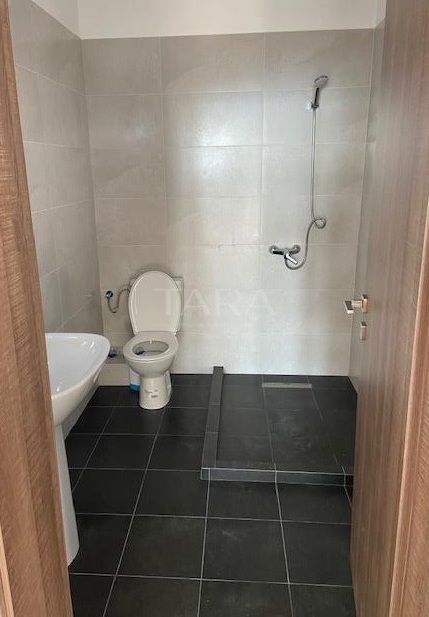 Apartament spațios cu priveliște deosebită în zona Grigorescu - Poză 6