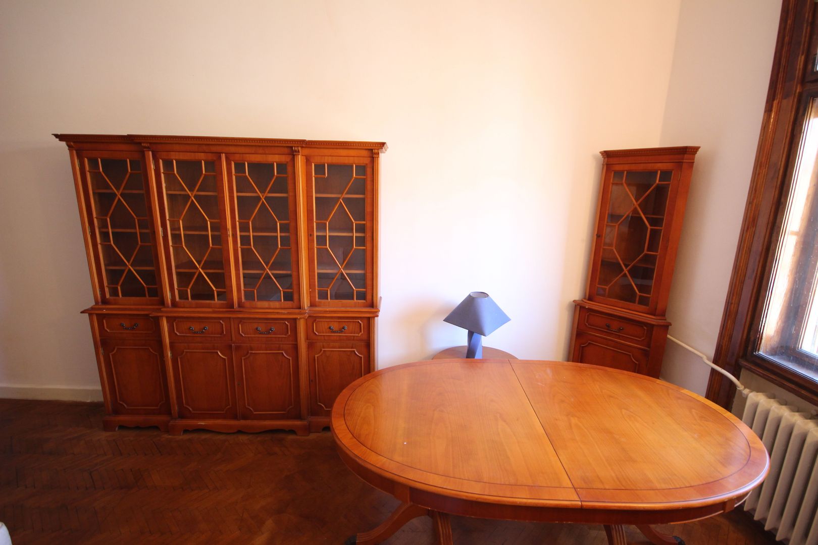 Apartament deosebit cu 3 camere în zona P-ta Victoriei - Poză 11