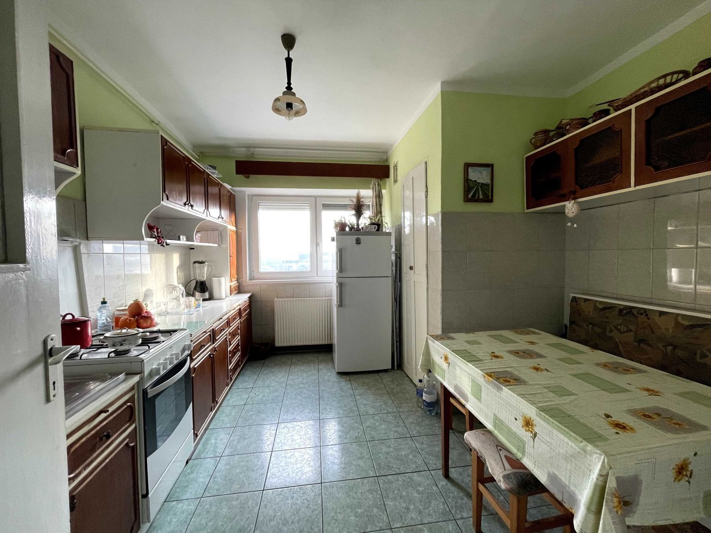 Apartament 2 camere si dependinte 80MP, decomandat, aproape de centru - Poză 3