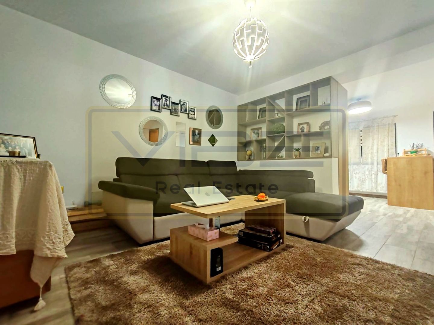 Duplex-4 camere - Mobilat Modern-Valea Adanca-``5 Drumuri`` - Poză 33