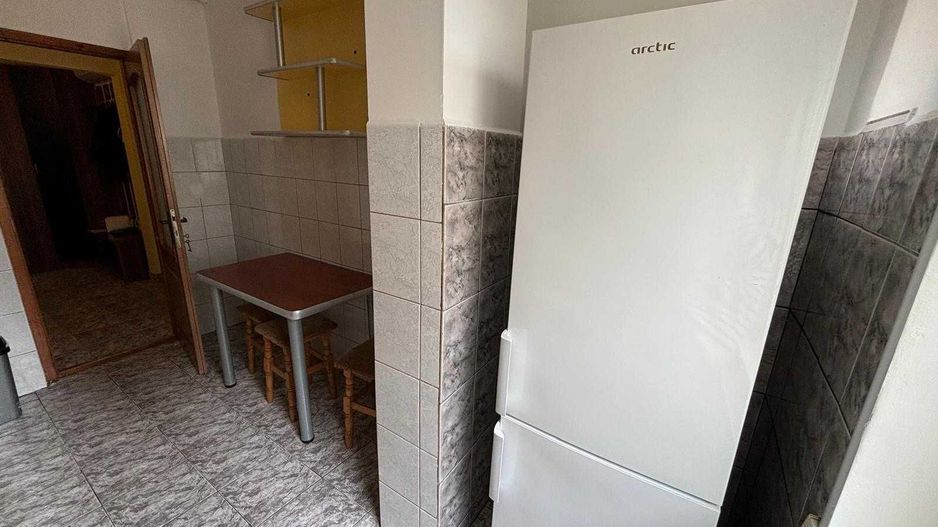 BRASADAS vinde ap 3 cam etaj 4/4 in Micro 17. - Poză 4