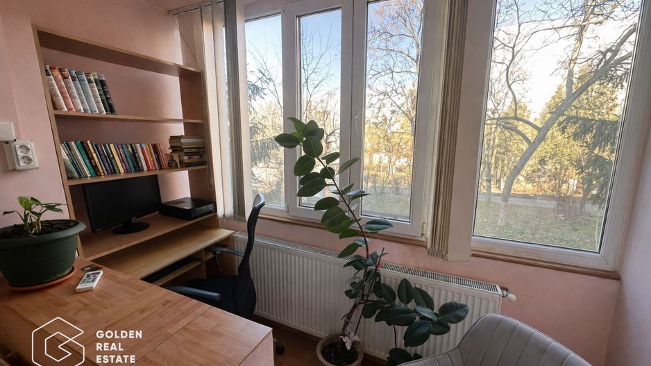 Apartament modern, 2 camere, etaj 1, Vlaicu, centrala proprie,loc parcare,balcon - Poză 3