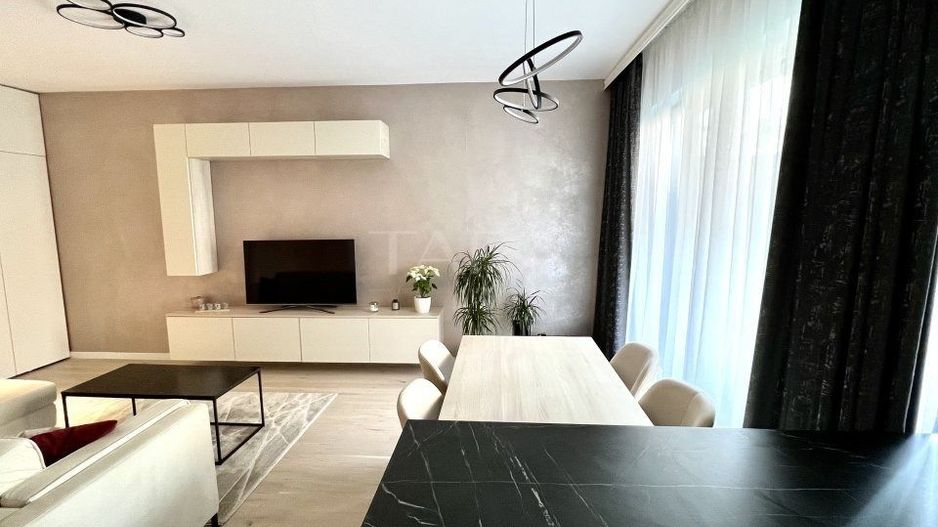 Apartament 2 camere, zonă Semicentrala - Poză 1