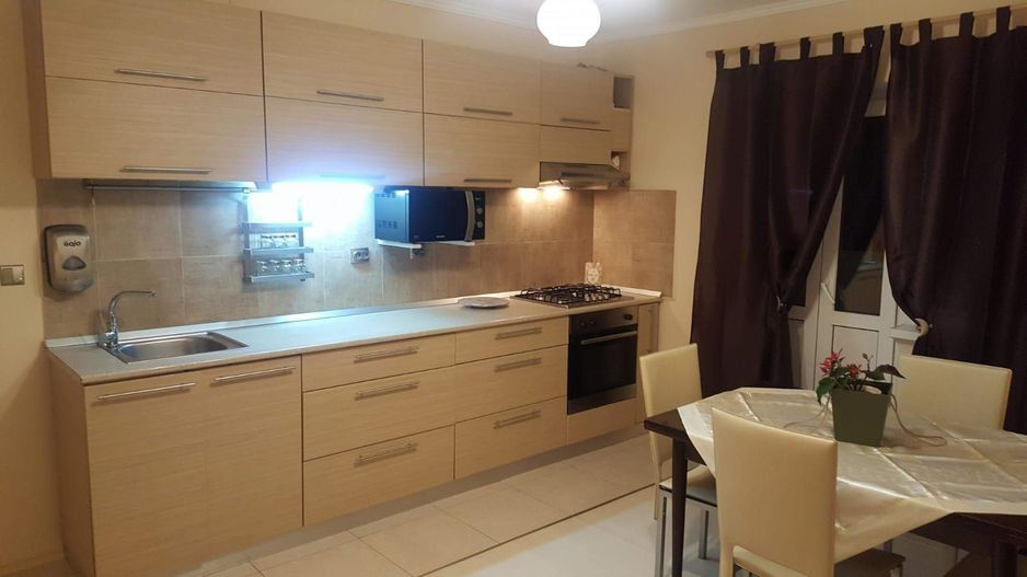 Apartament 3 camere de vânzare–complet mobilat, pe Str. Novaci/13 Sept - Poză 3