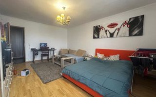 Garsoniera 45 mp cu balcon, mobilata, utilata - zona Lazaret - Poză 3