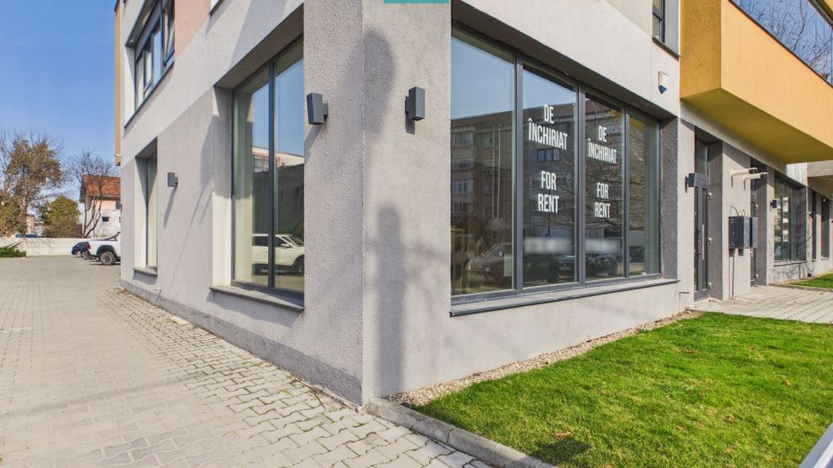 Spațiu comercial nou, 100 mp, vitrine mari, garaj - Poză 2
