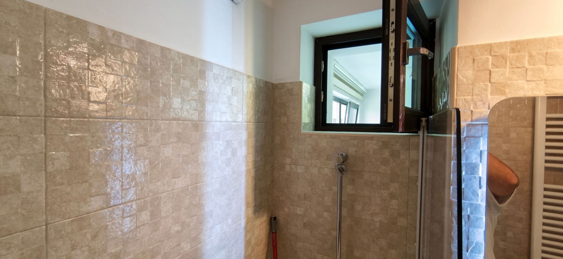 3 camere Premium | 70 mp | Metrou Favorit 3 minute - Poză 17