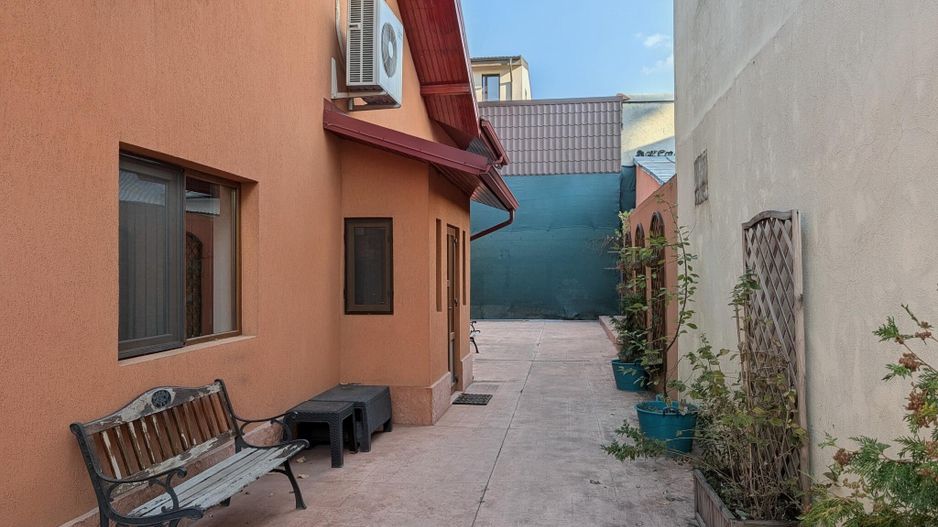 Parc Bazilescu - Str. Nuvelei 95, Casa P+M, 173 mp utili, teren 288 mp - Poză 26