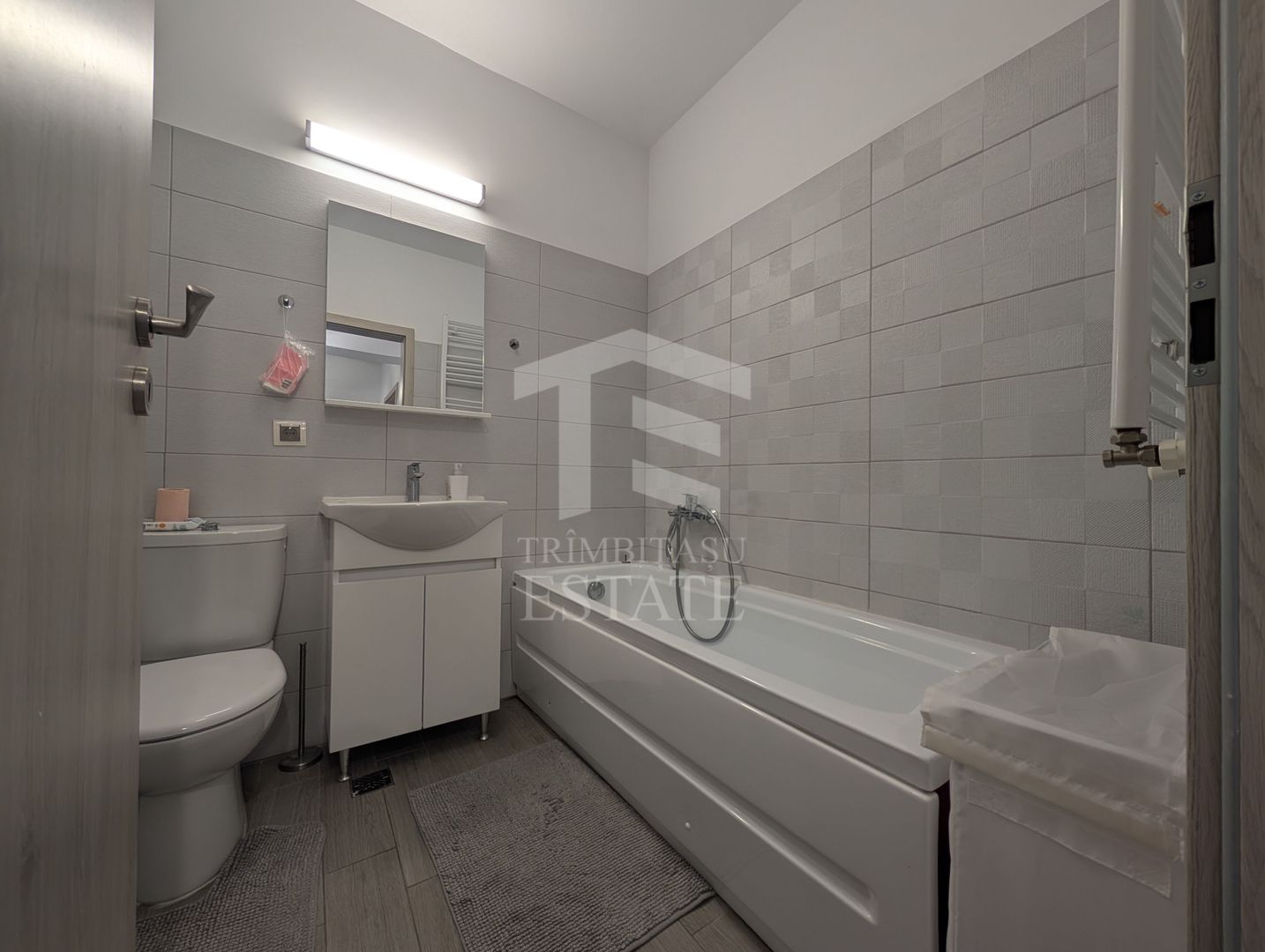 Apartament de 2 Camere Mobilat si Utilat complet + Loc de parcare - Poză 13