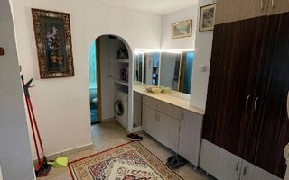 Ap 2 camere , decomandate , etaj 1/4 , 56mp , Nicolina. - Poză 6