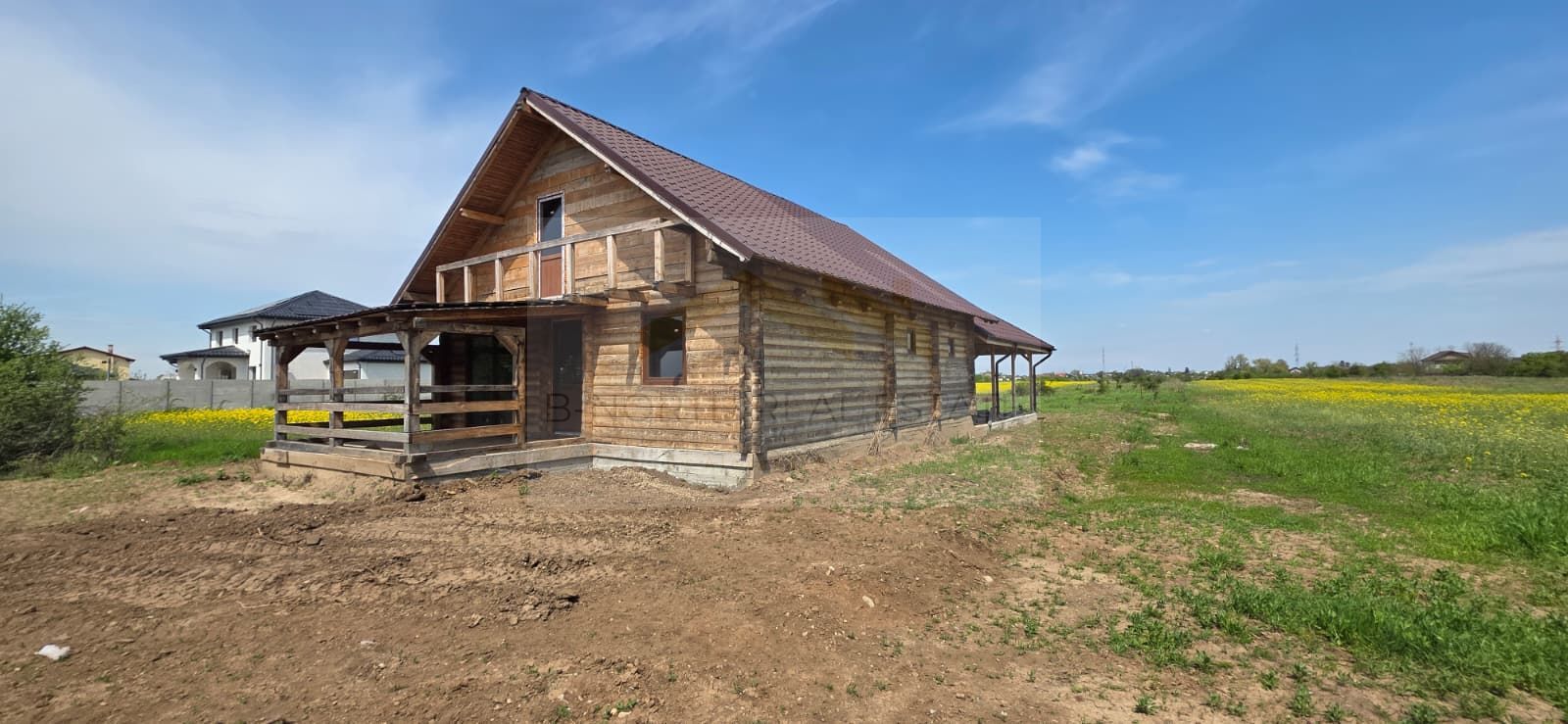 Cabana de vânzare din lemn masiv Mihăilești | 400 mp teren -Potențial investiție - Poză 1