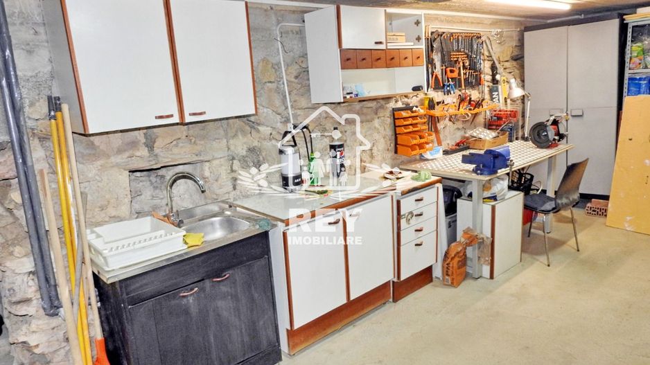 Casa de vacanta / Pensiune de vânzare la 12km de Sibiu - Poză 14