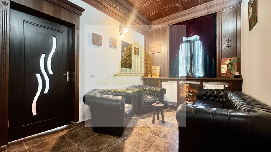 Spre Vânzare Proprietate remarcabilă cu 6 camere în inima Iașului ! - Poză 8