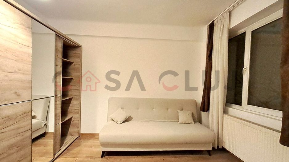 2 camere Decomandate, Etaj 2/4, Zona Horea!! - Poză 1