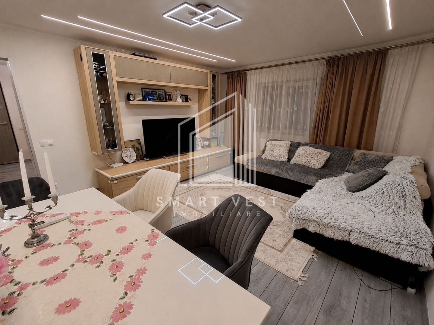 Apartament 4 camere | Etajul 1 | Zona Micro 17 - Poză 1