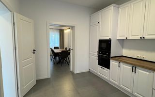 Casa individuala 114 utili 4 camere 2 bai si curte 215 mp in Selimbar - Poză 10