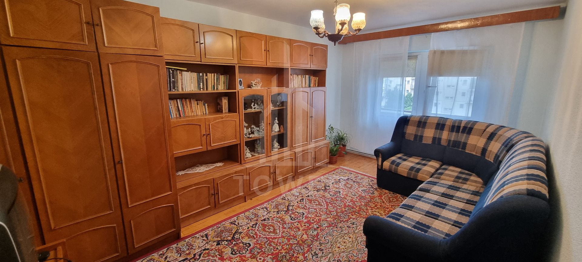 De Închiriat - Apartament 3 camere - Terezian - Poză 1