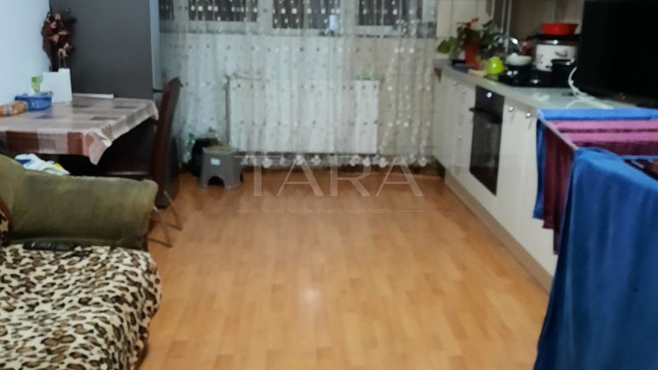 Apartament cu 2 camere de vânzare, Dambul Rotund - Poză 3