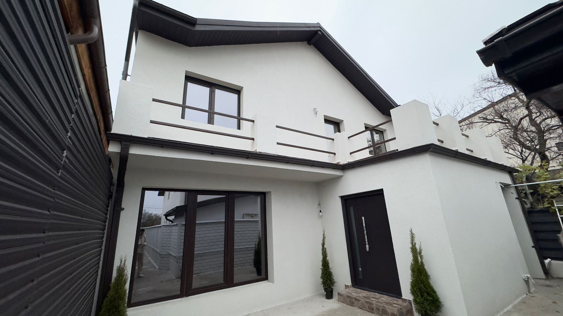 CASA SINGLE 4 CAMERE, TEREN 182 MP, TERASA, FINISAJE MODERNE, COMIS 0% - Poză 1