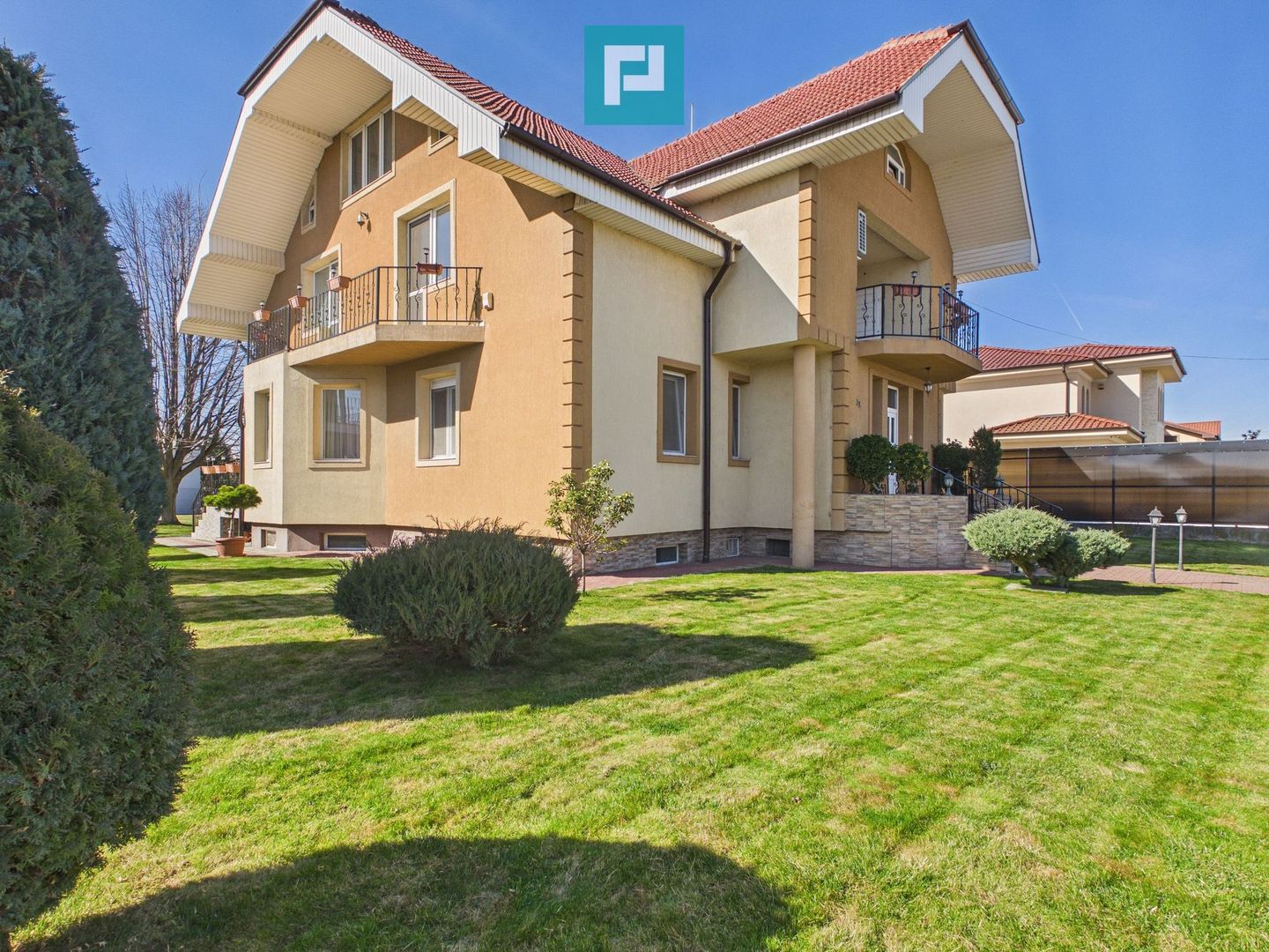 Vilă 343 mp utili, teren 600 mp, Oncea – Oradea - Poză 2