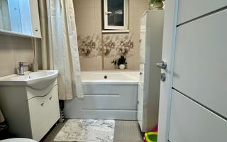 Apartament 2 camere decomandat etaj 2 | Turnisor - Poză 4