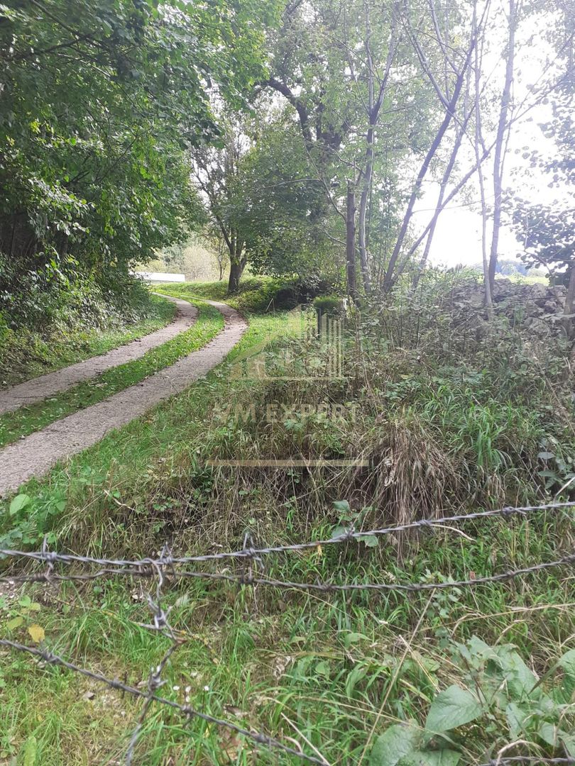 TEREN INTRAVILAN 3698 MP, CAMPULUNG, ARGES - Poză 2