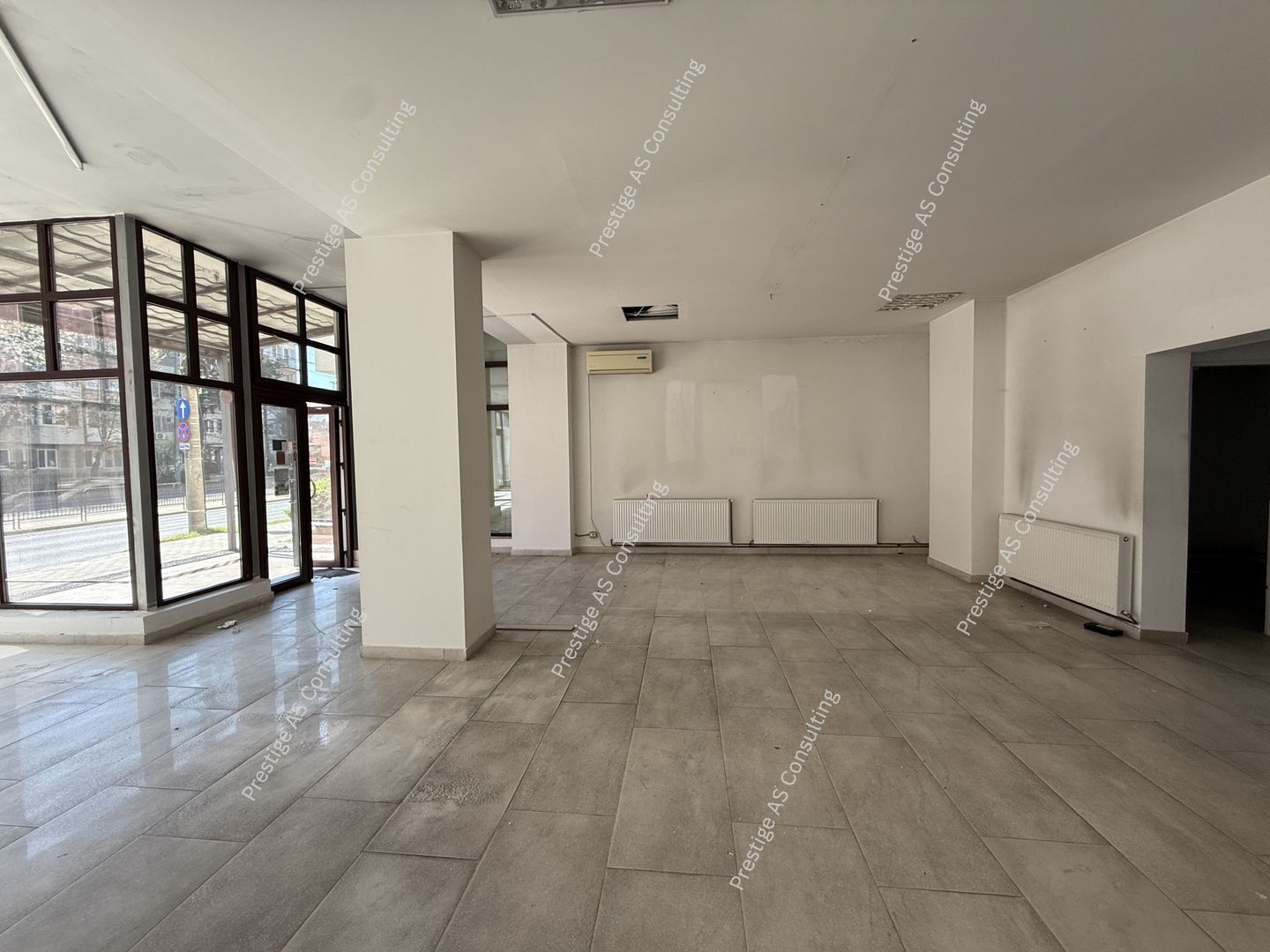 Spatiu comercial 485 mp | Stradal | ISU | 3 intrari | L Rebreanu - Poză 4