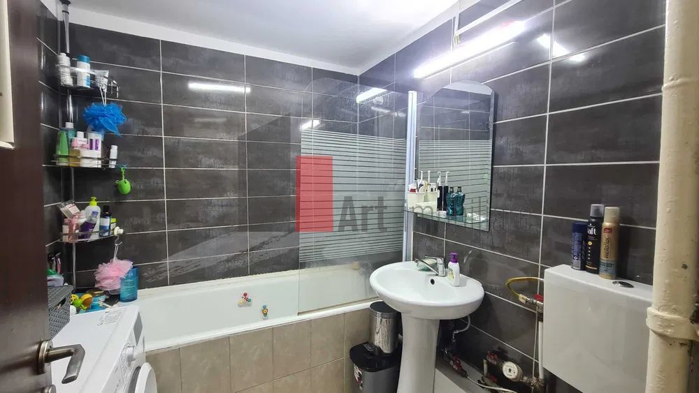 Vânzare apartament 2 camere decomandat Șos. Berceni - Poză 2