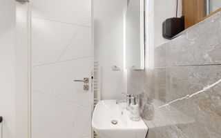 Apartament 3 camere, 77 mp + curte 32 mp, parter – Otopeni - Poză 3