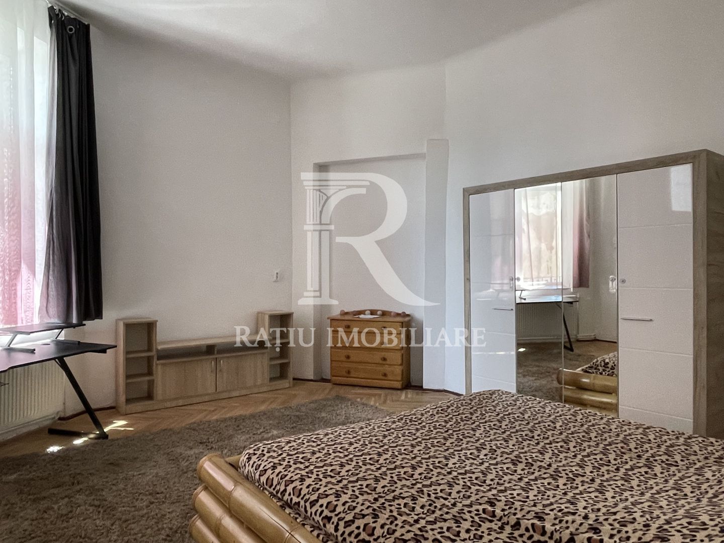 Apartament la casa cu 2 camere | Centrala pe gaz | Oradea - Poză 7