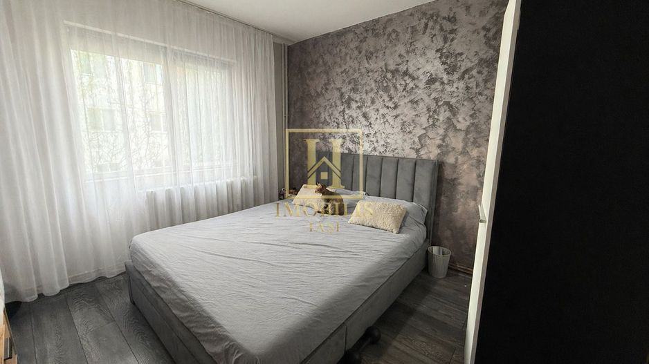 Apartament renovat 2 camere 41 mp Alexandru cel Bun 89900 euro - Poză 2
