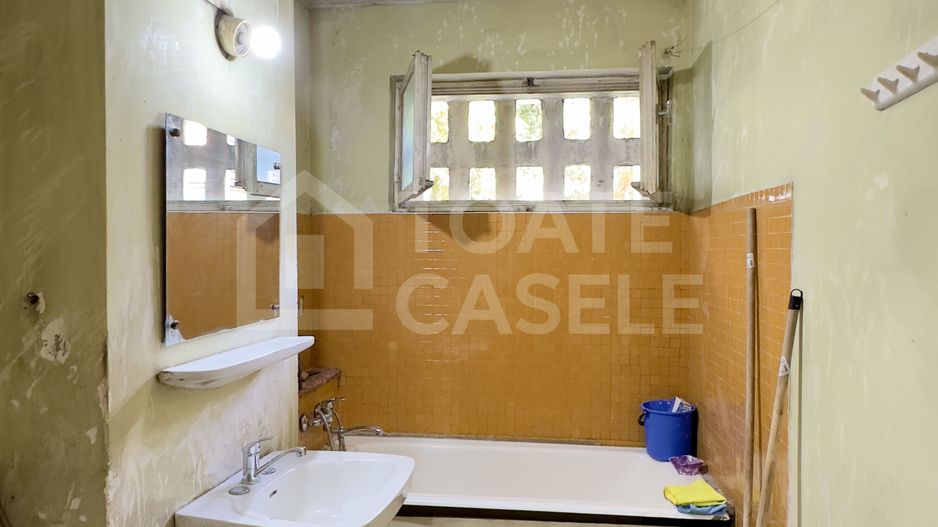 Apartament cu 3 camere, zona Politia Rutiera - Poză 5