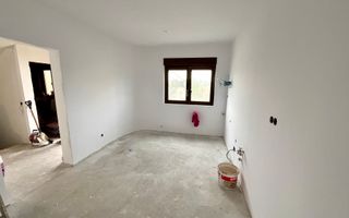 1/2 Duplex, 4 Camere, 296mp Teren, Cartier Partoș - Poză 9