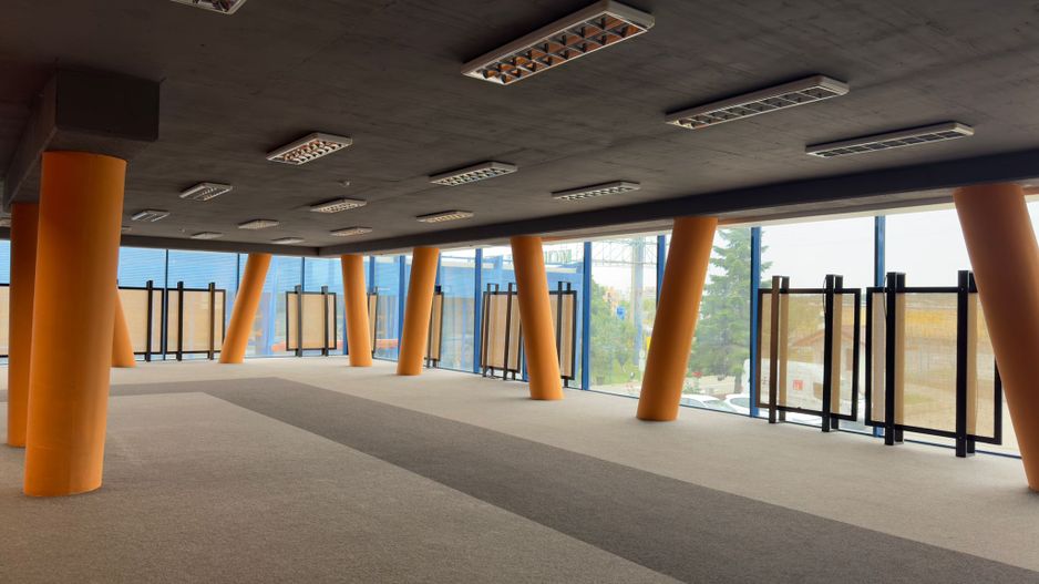 SPATIU COMERCIAL 1600 MP I PARCARE 900 MP I ZONA OTOPENI  TUNARI - Poză 4