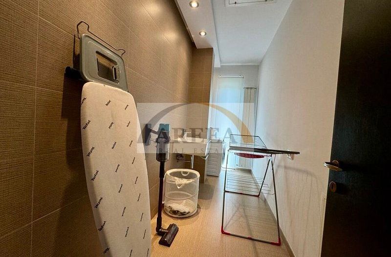 Vila lux de vanzare in cel mai dorit complex din Erou Iancu Nicolae-locatie rara - Poză 28