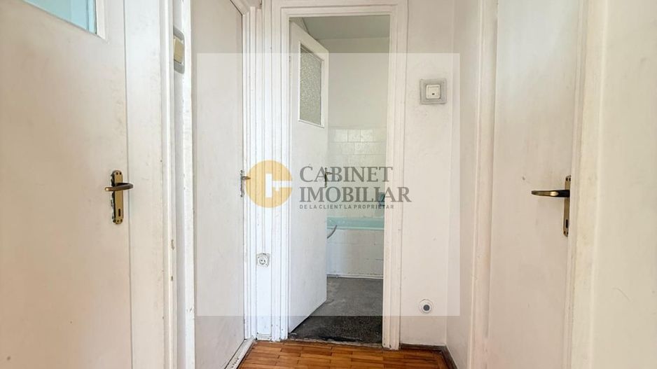 3 camere I Gara de nord I Creditabil I 1962 - Poză 13