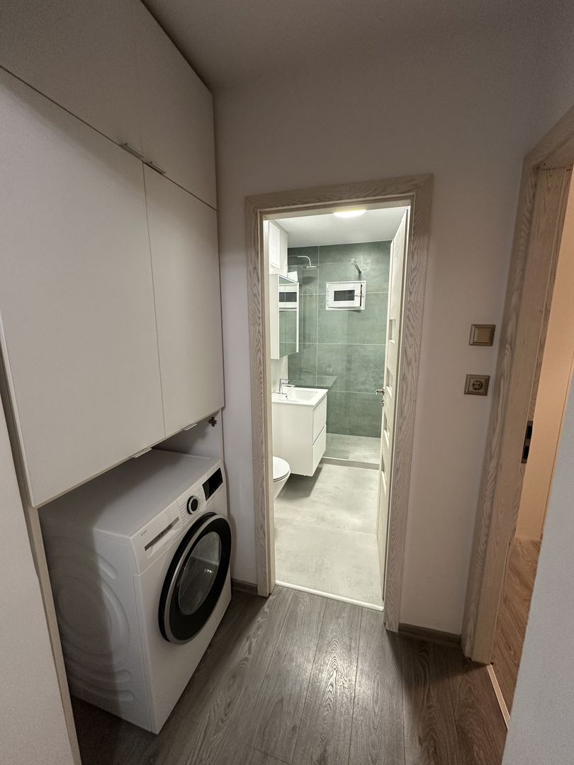Apartament 3 camere  renovat in zona Lipovei - Poză 24