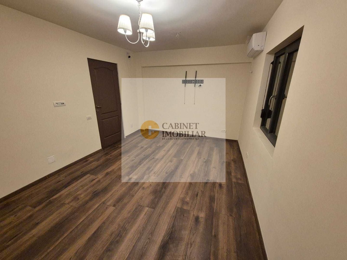 Apartament decomandat | Pretabil Locuinta sau Birou | Parter - Poză 4
