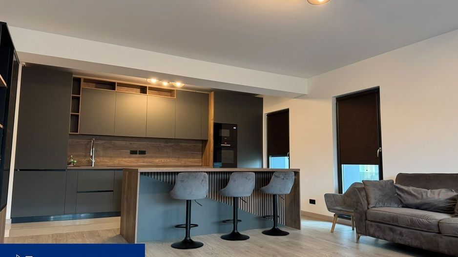 APARTAMENT 3 CAMERE | MOBILAT + UTILAT | LOC DE PARCARE - Poză 1