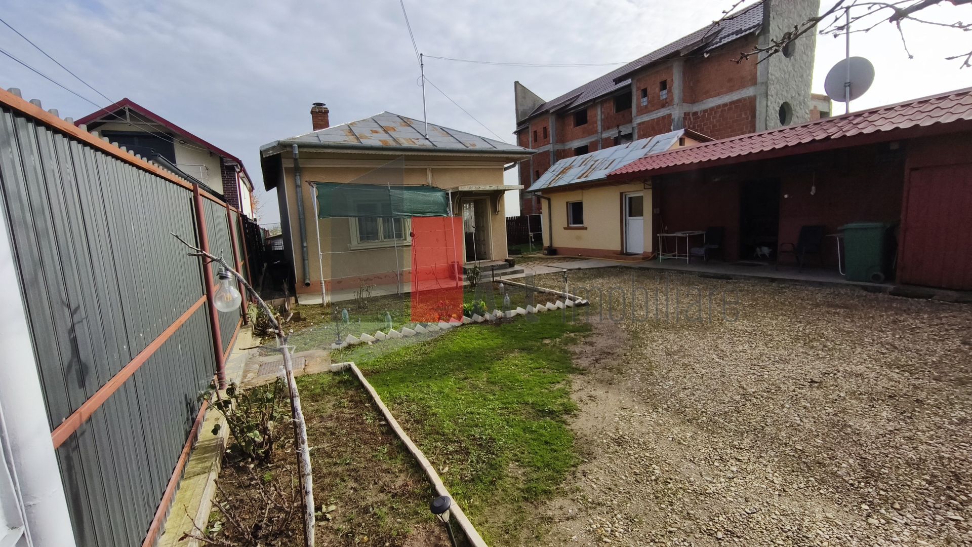 Casa curte cu teren 1600 mp Manolache - Poză 10