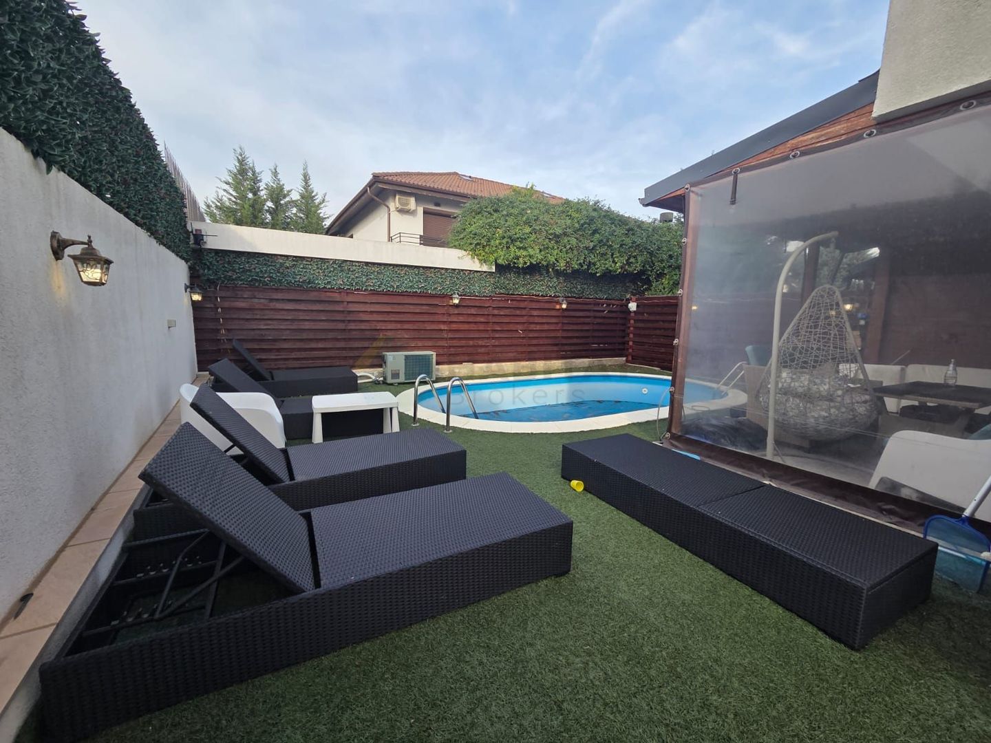 Vilă tip duplex cu mansardă, piscină și design modern – Tunari - Poză 37