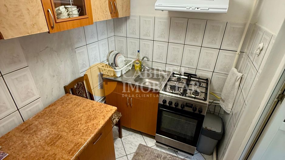 Apartament cu 2 camere -  Zona Alexandru cel Bun - Poză 6