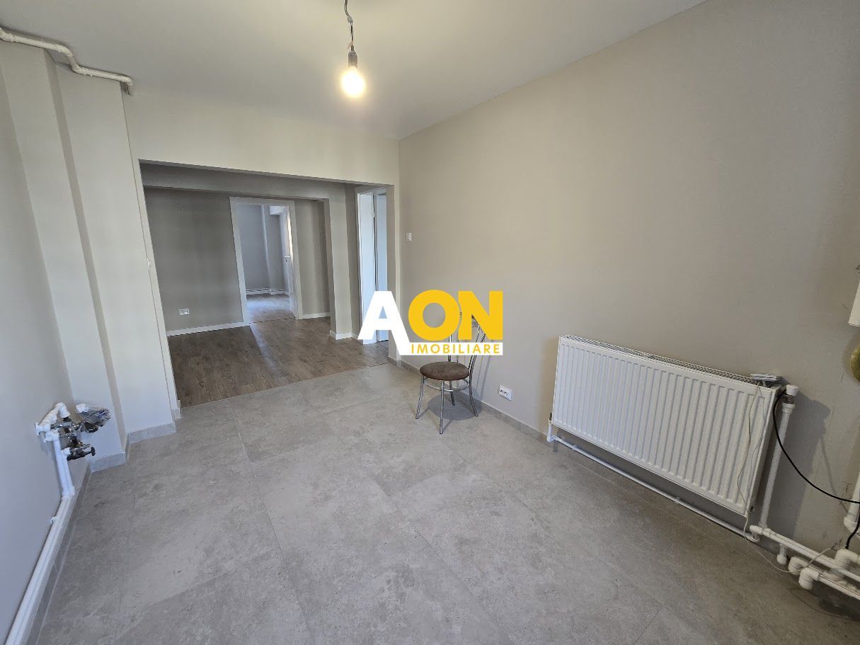 Apartament 4 Camere Complet Renovat, Etaj 1, Cetate - Poză 1