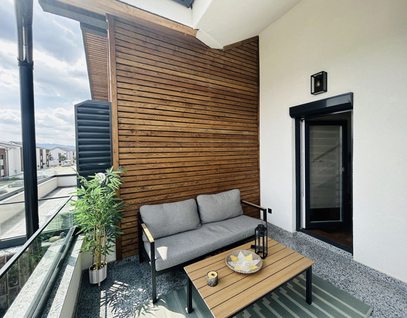 Penthouse de vanzare in Sibiu, pe 2 niveluri, mobilat si utilat modern - Poză 12