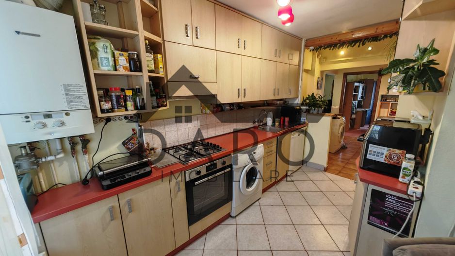 Vand apartament 3 camere - Poză 7