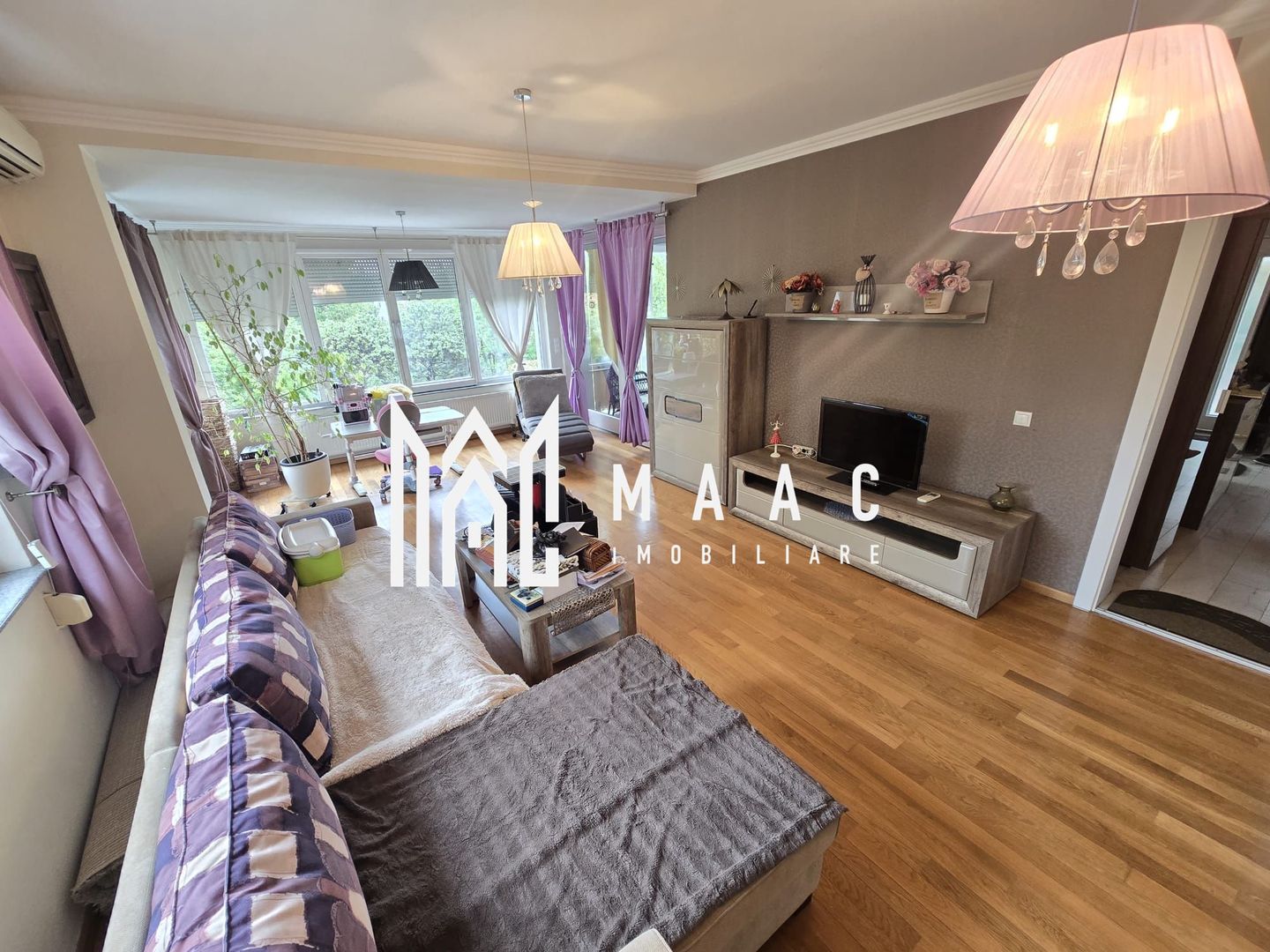 Apartament superb cu gradina zona Sub Arini - Poză 11