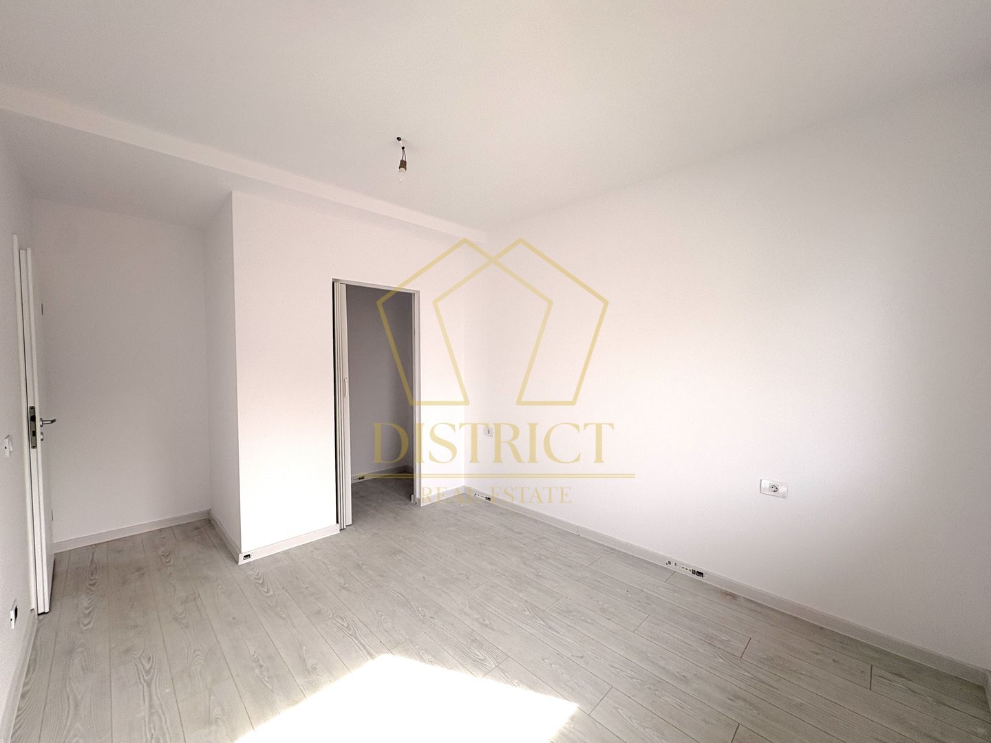 Apartament cu 2 camere | Giroc - Poză 2